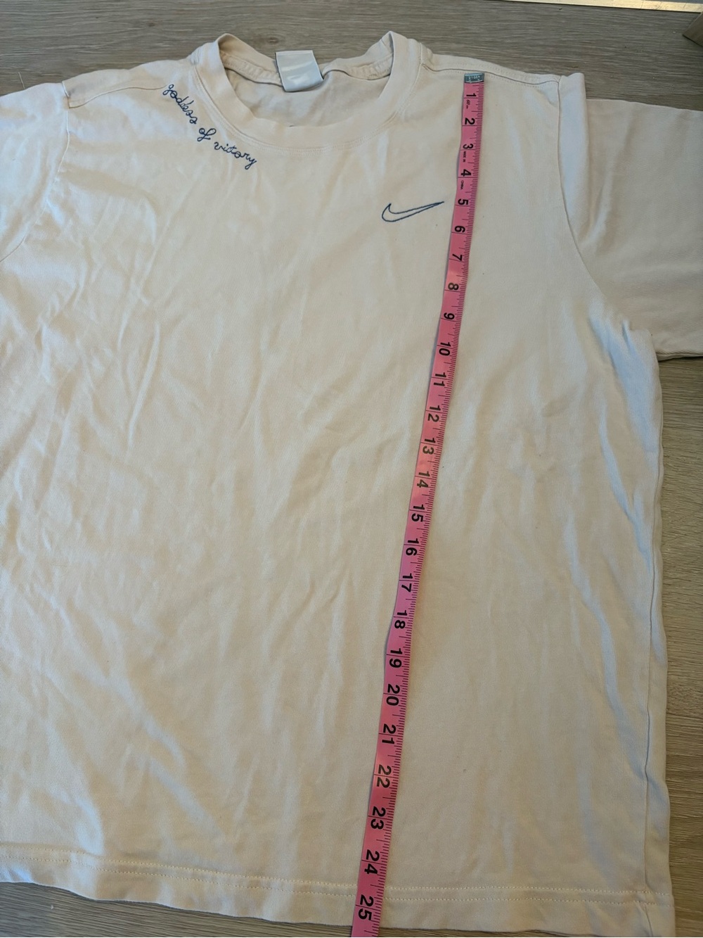 Nike "Goddess of Victory" Graphic T-Shirt - Picture 6 of 6